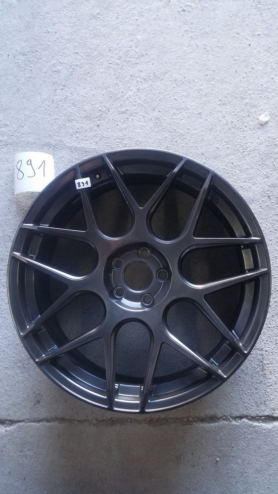 USED JR18 20x8,5 ET35-40 5H Blank HB