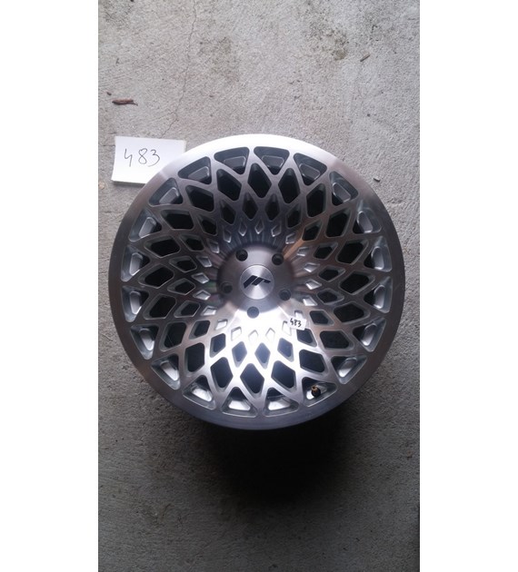 USED JR17 18x9,5 ET20-40 5H Blank Silver M