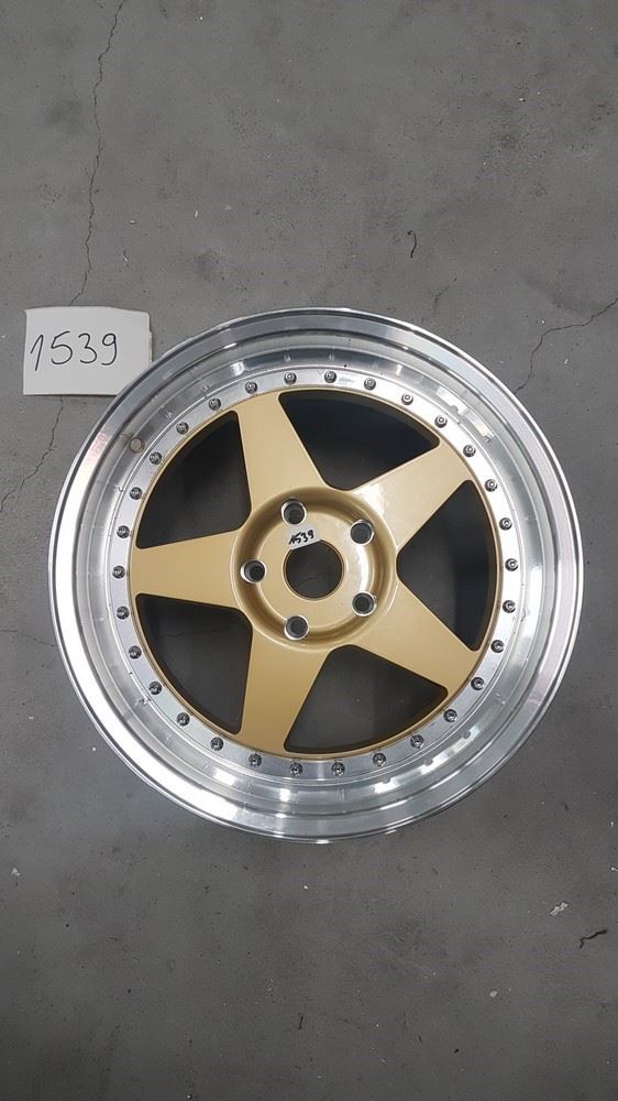 USED JR6 18x8,5 ET35-40 Blank Gold