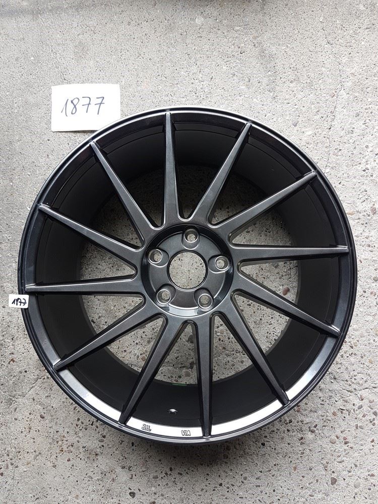 USED JR22 19x8,5 ET20-40 5H Blank Hiper Bl