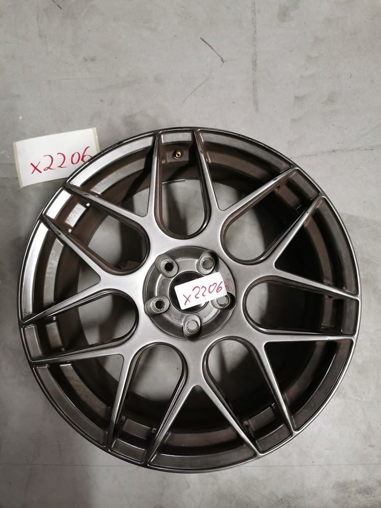 USED JR18 19x8,5 ET35-40 5H Blank Hyper Bl