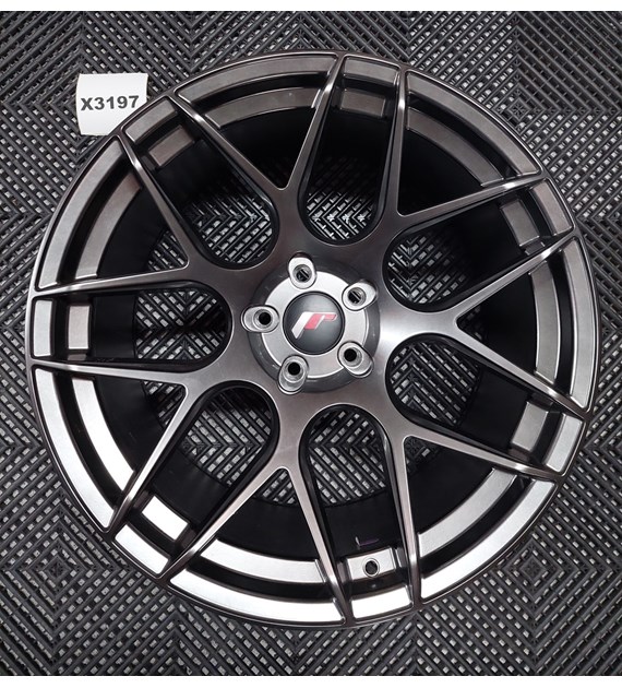 USED JR18 20x11 ET20-32 5H Blank Hyper Black