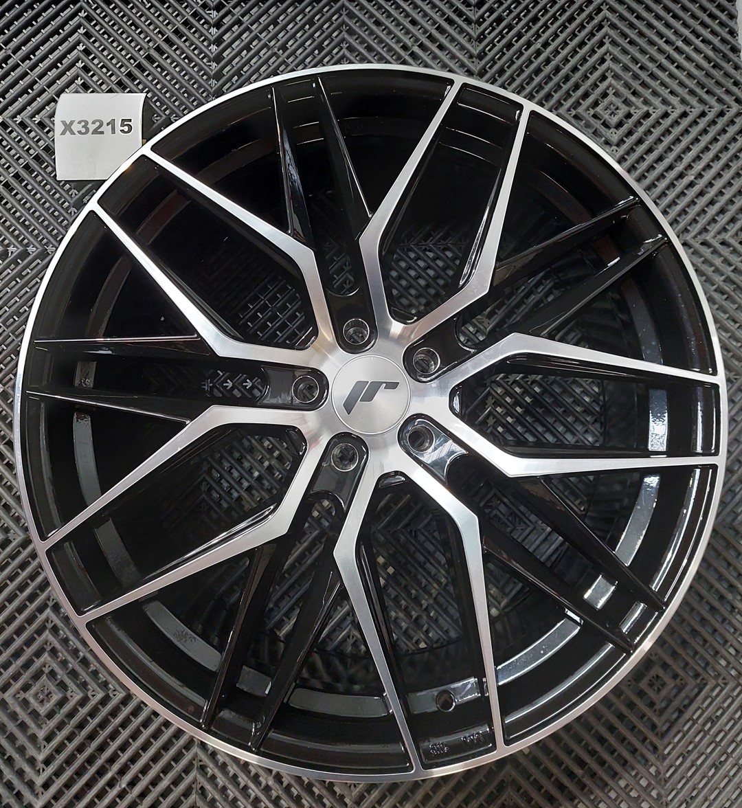 USED JR28 21x9 ET15-45 5H BLANK Gloss Black Machined Face