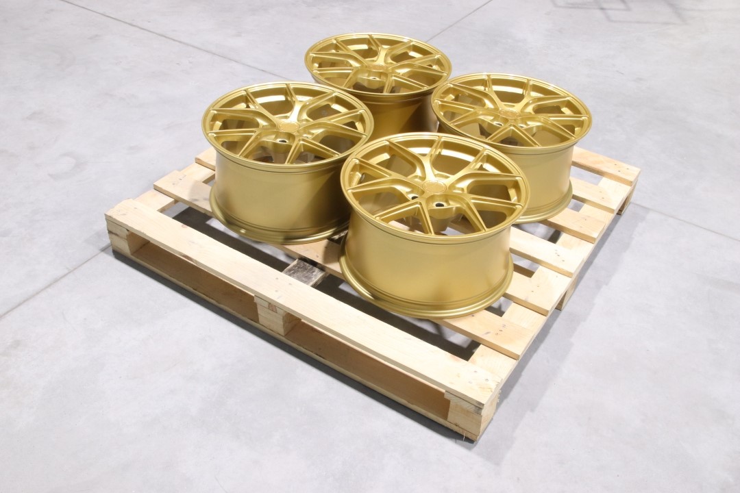 Set of SL01 17x9 ET20 5x108 Gold