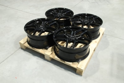 Set of CVR5 21x9 ET37 5x112 Double Tinted Black