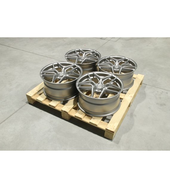 Set of CVR2 19x9 ET30 5x112 Brushed Titanium