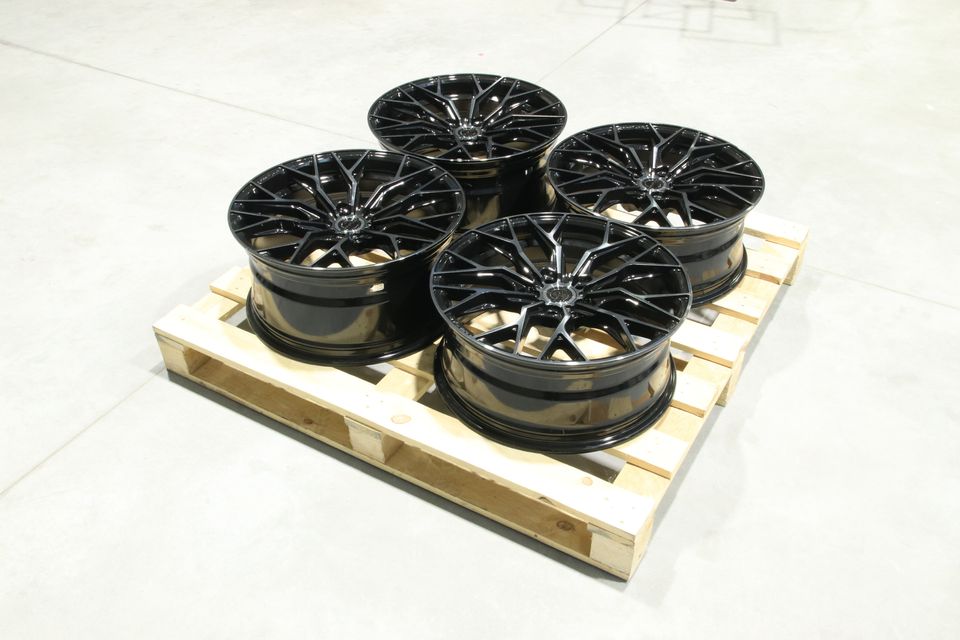 Cerchio CONCAVER: SET-CVR81 / GLOSS BLACK