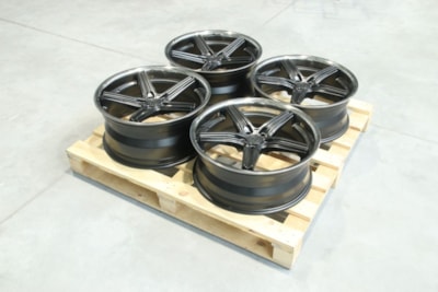 Set of CVR9 20x8 ET20 + 20x9 ET35 5x112 Carbon Graphite