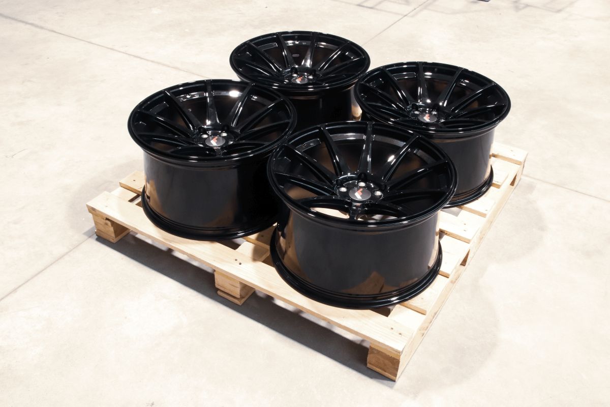 Komplet felg aluminiowych 20 Japan Racing JR11 20x11 ET20 5x112 Gloss Black Komplet felg aluminiowych 20 Japan Racing JR11 20x11 ET20 5x112 Gloss Black