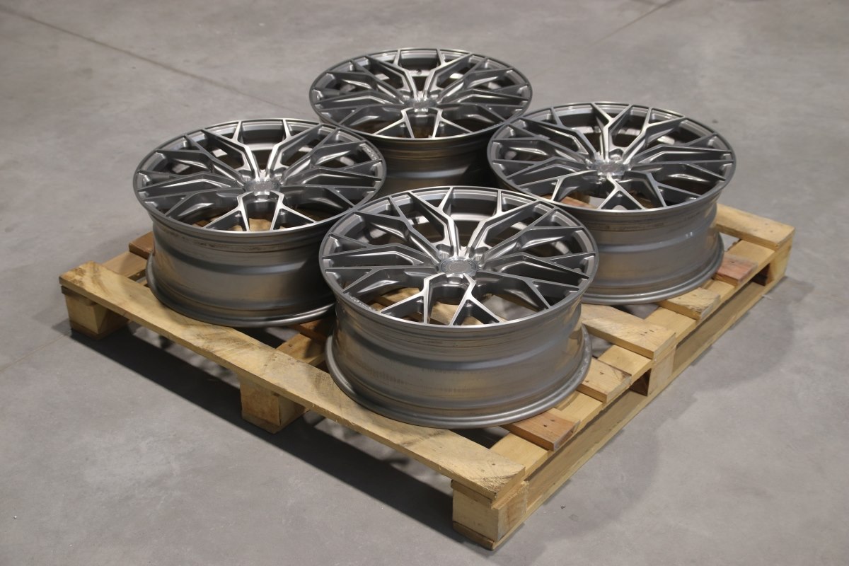 R20 x 8 5x120 ET40 CB72.6 Concaver Complete Sets Brushed Titanium
