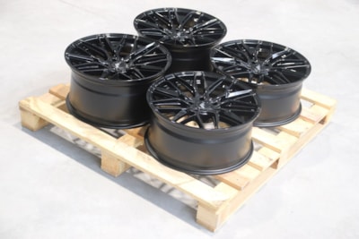 Set of JR28 19x8,5 ET35 + 19x9,5 ET30 5x120 Gloss Black